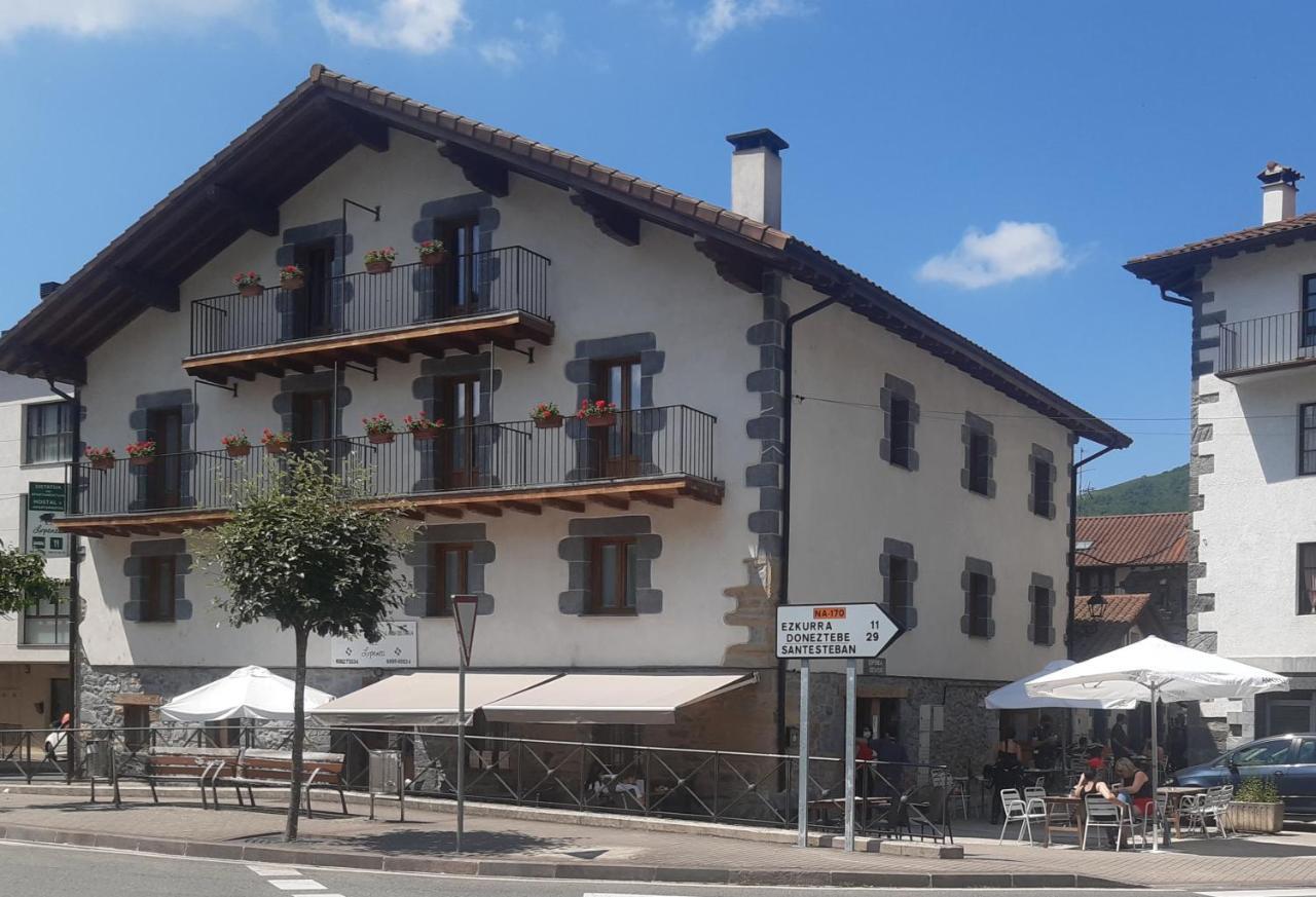 לייצה Hostal-Cicloturismo Lopenea מראה חיצוני תמונה