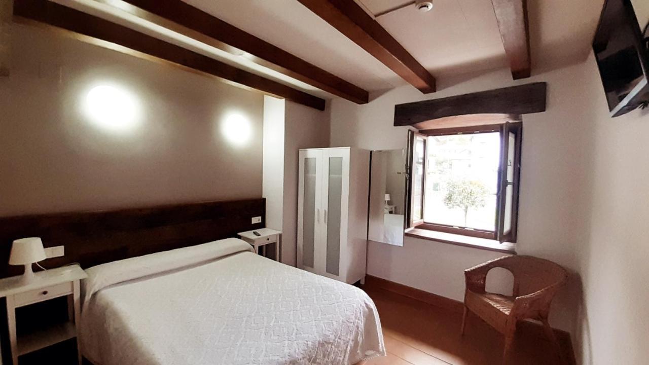 לייצה Hostal-Cicloturismo Lopenea מראה חיצוני תמונה
