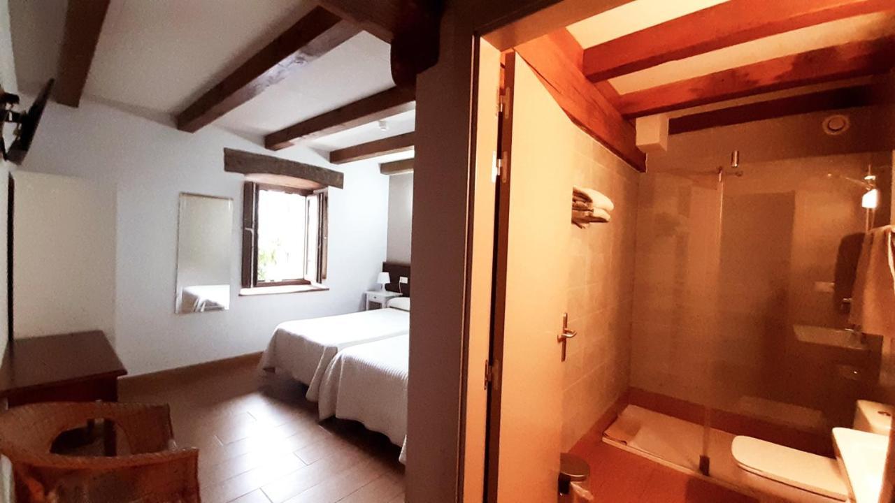 לייצה Hostal-Cicloturismo Lopenea מראה חיצוני תמונה