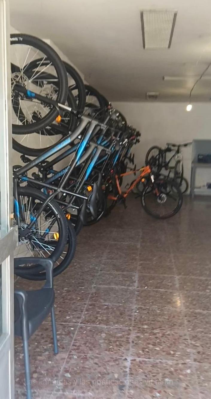 לייצה Hostal-Cicloturismo Lopenea מראה חיצוני תמונה