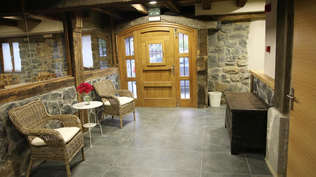 לייצה Hostal-Cicloturismo Lopenea מראה חיצוני תמונה
